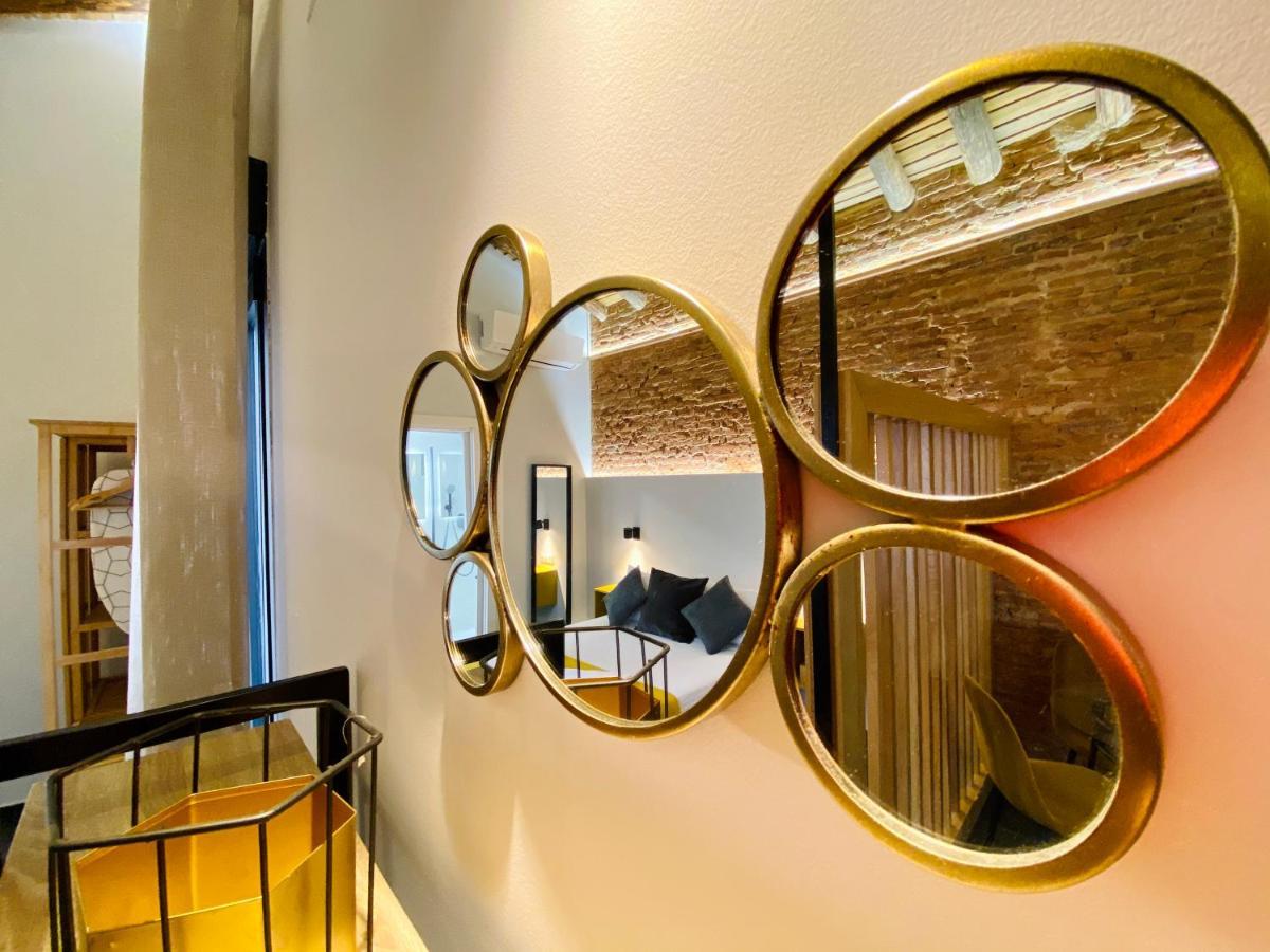 Apartamentos Caceres Central Suites Luaran gambar